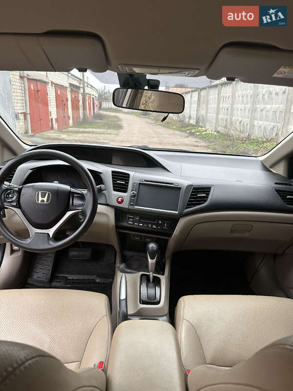 Седан Honda Civic 2012 в Чернігові