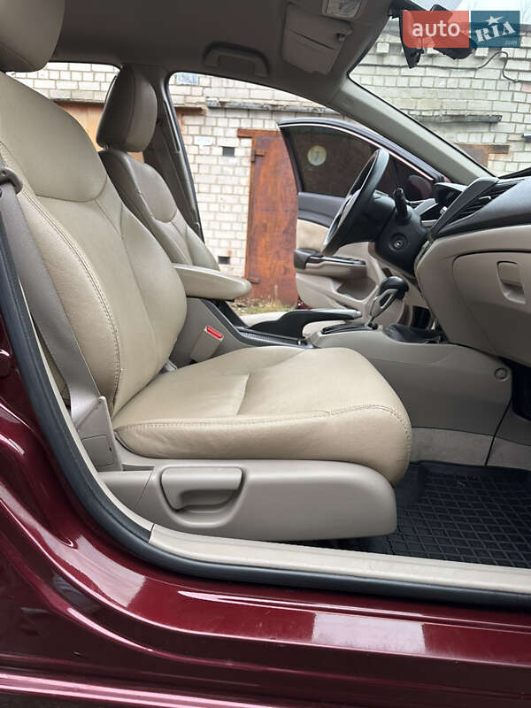 Седан Honda Civic 2012 в Чернігові