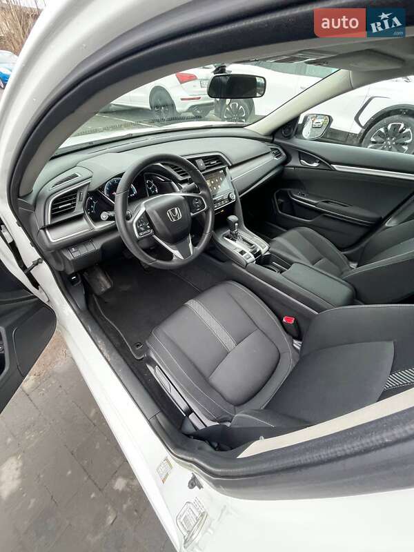 Седан Honda Civic 2018 в Львові фото 10 Седан Honda Civic 2018 в Львові