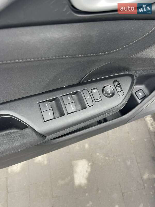 Седан Honda Civic 2018 в Львові фото 13 Седан Honda Civic 2018 в Львові