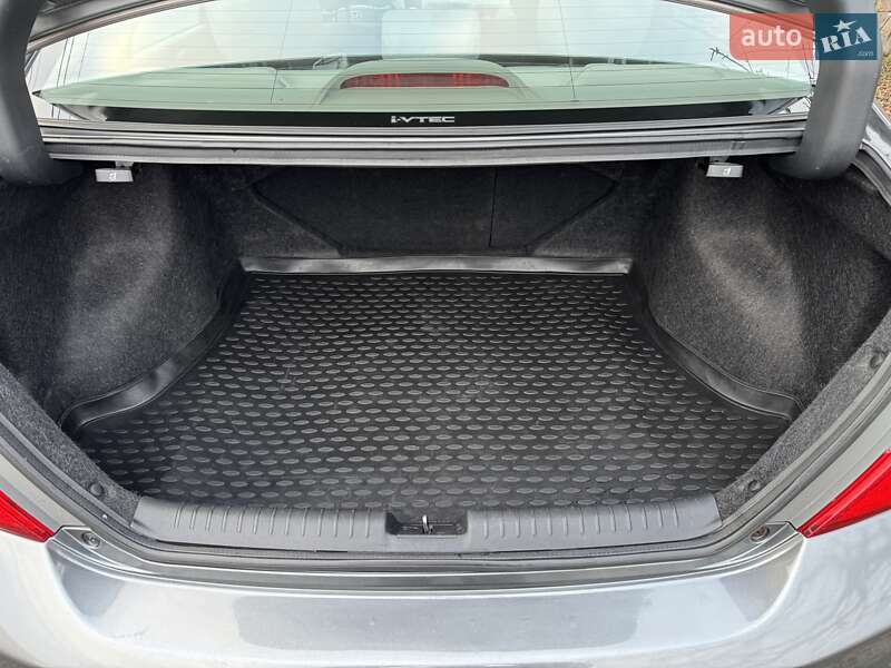 Седан Honda Civic 2012 в Киеве фото 42 Седан Honda Civic 2012 в Киеве