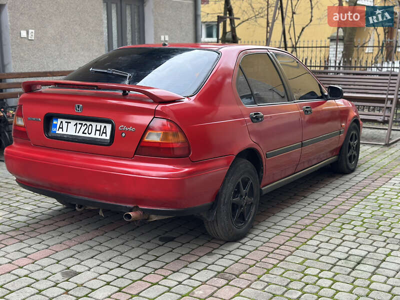 Лифтбек Honda Civic 1995 в Ивано-Франковске фото 4 Лифтбек Honda Civic 1995 в Ивано-Франковске