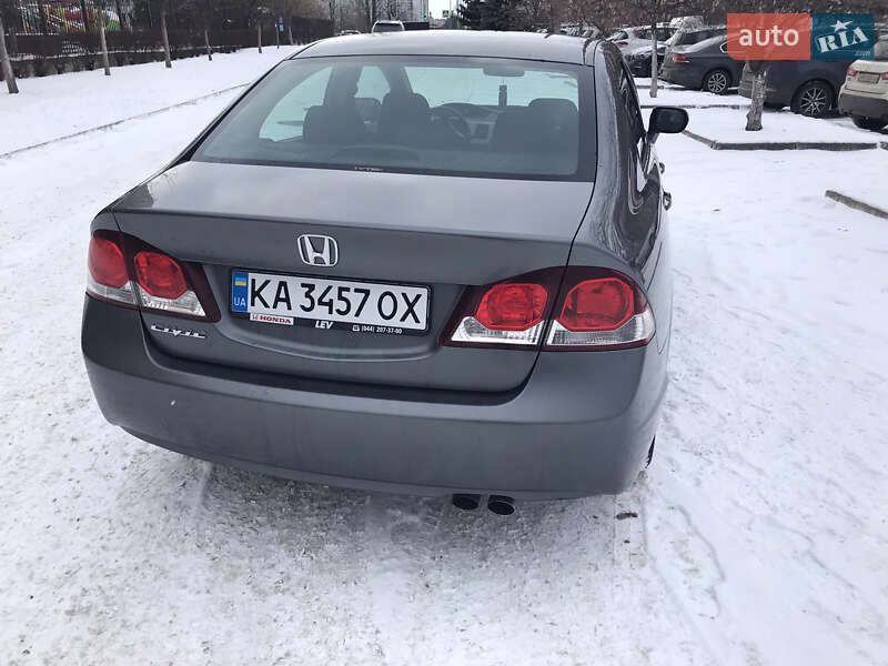 Седан Honda Civic 2009 в Києві
