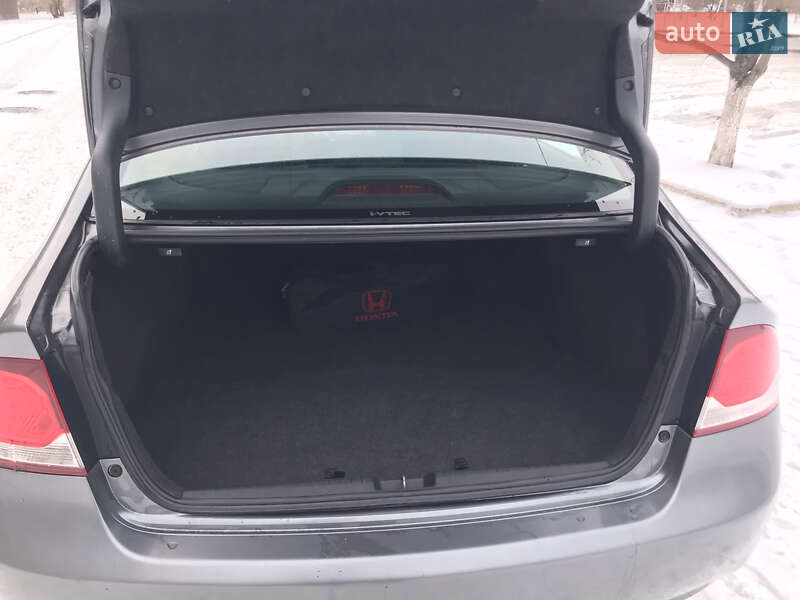 Седан Honda Civic 2009 в Києві