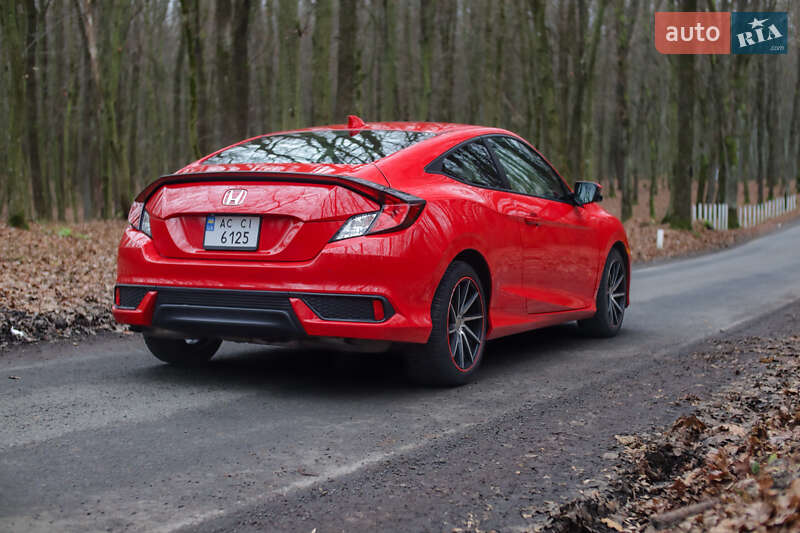 Купе Honda Civic 2016 в Луцьку