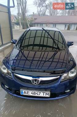 Седан Honda Civic 2009 в Днепре