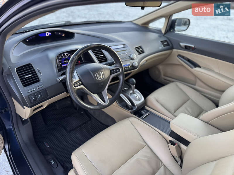 Седан Honda Civic 2008 в Луцьку