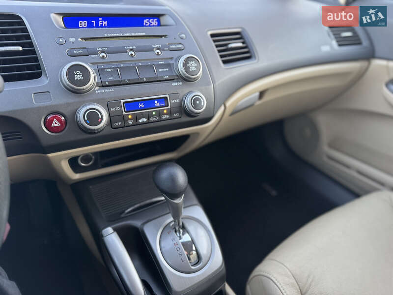 Седан Honda Civic 2008 в Луцьку