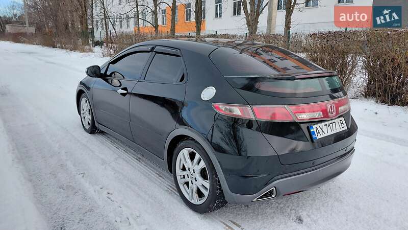 Хетчбек Honda Civic 2010 в Харкові