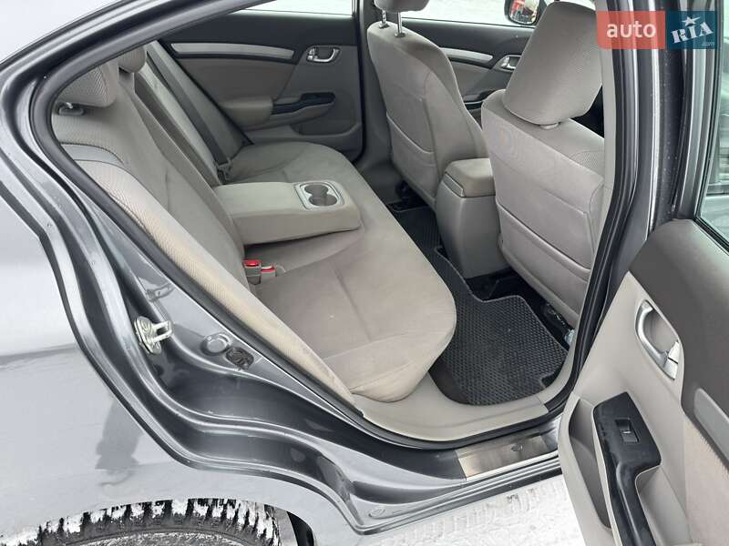 Седан Honda Civic 2012 в Киеве фото 37 Седан Honda Civic 2012 в Киеве