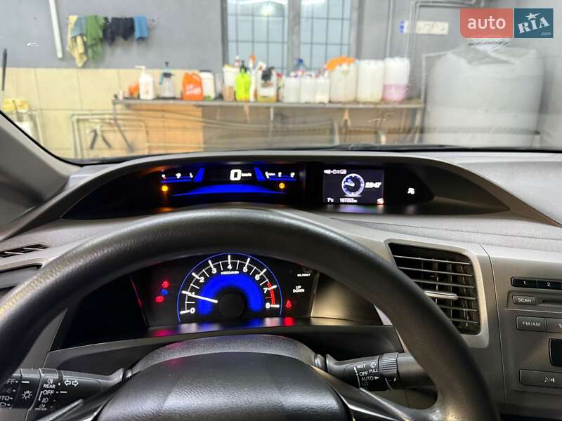 Седан Honda Civic 2012 в Дніпрі фото 8 Седан Honda Civic 2012 в Дніпрі