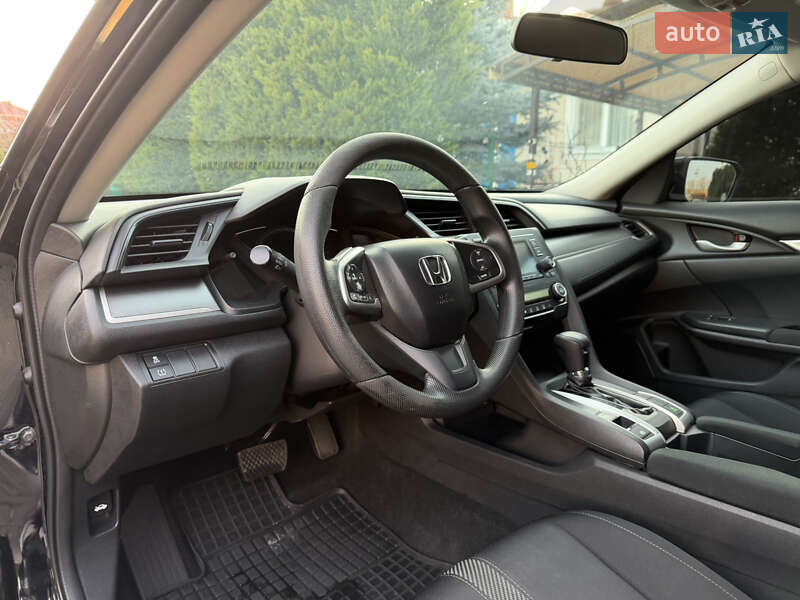 Седан Honda Civic 2018 в Одессе