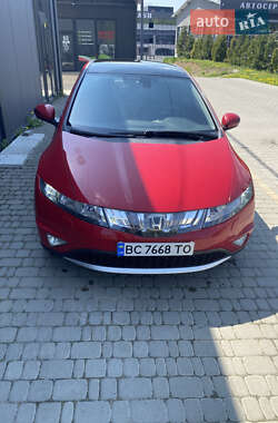 Хэтчбек Honda Civic 2008 в Львове