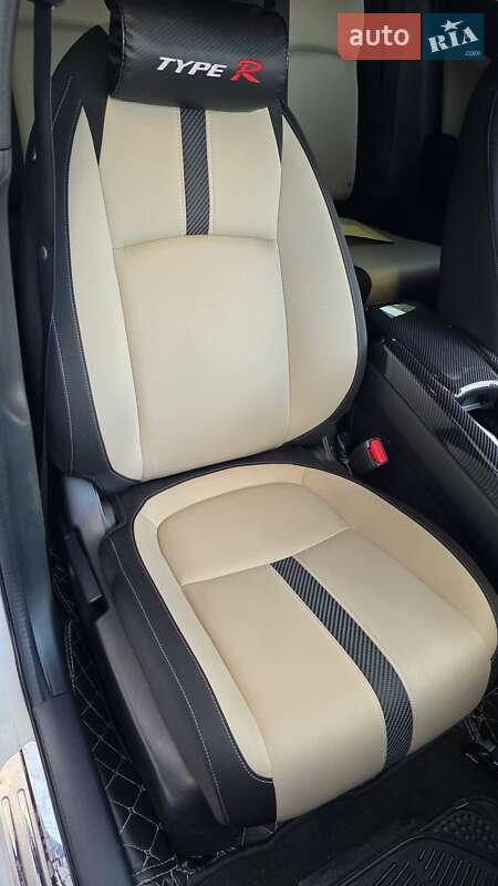 Хэтчбек Honda Civic 2016 в Киеве
