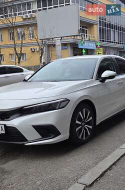 Хэтчбек Honda Civic 2023 в Киеве