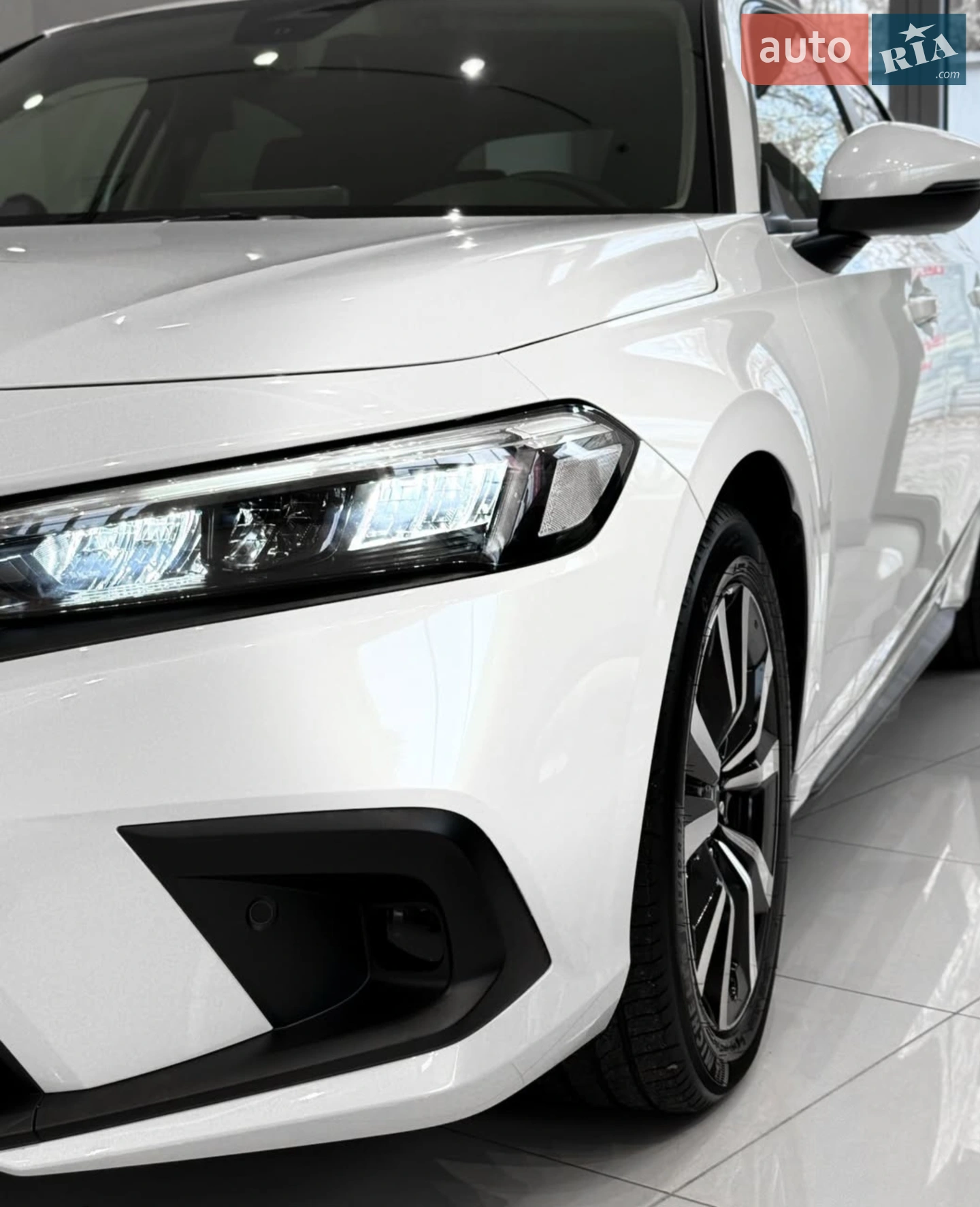 Honda Civic 2023 VIN JHMFL4830RX203210 фото оголошення 10 з 24