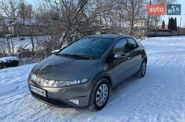 Хэтчбек Honda Civic 2008 в Лысянке