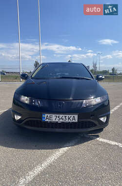 Хэтчбек Honda Civic 2008 в Днепре