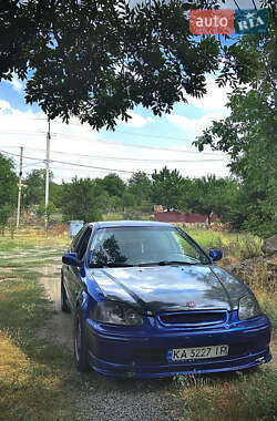 Хэтчбек Honda Civic 1998 в Южноукраинске
