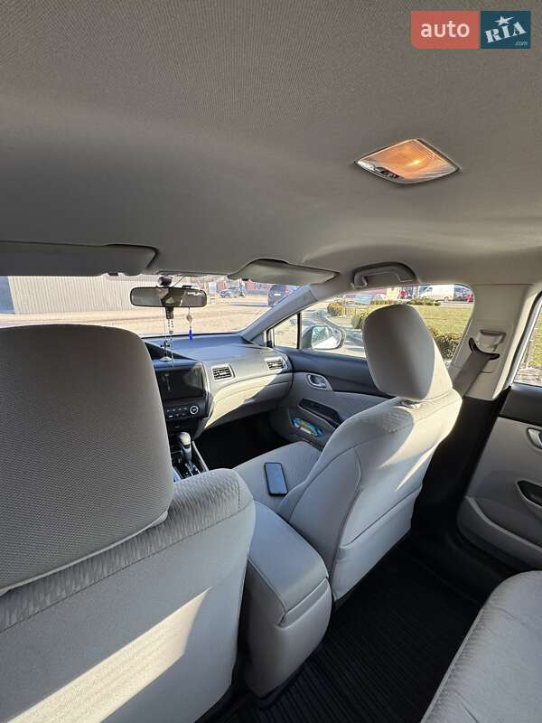 Седан Honda Civic 2014 в Дрогобыче