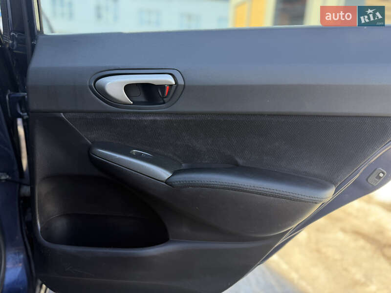 Седан Honda Civic 2006 в Житомире фото 36 Седан Honda Civic 2006 в Житомире