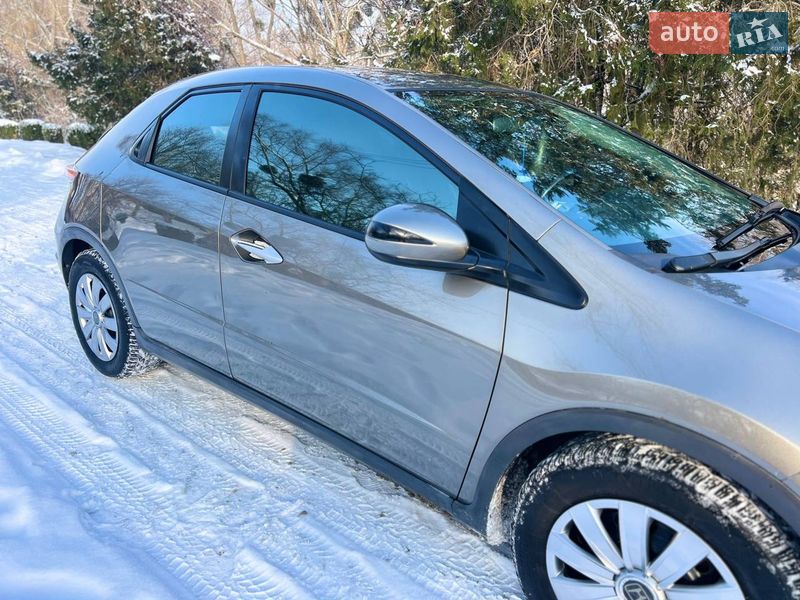 Хэтчбек Honda Civic 2008 в Лысянке