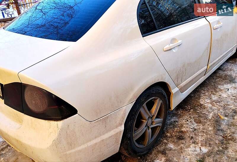 Седан Honda Civic 2008 в Киеве