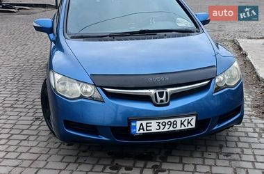 Седан Honda Civic 2007 в Днепре