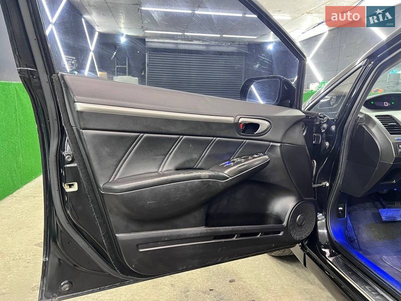 Седан Honda Civic 2008 в Киеве