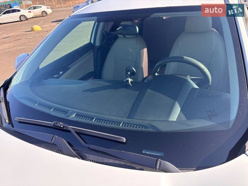 Седан Honda Civic 2016 в Киеве фото 2 Седан Honda Civic 2016 в Киеве