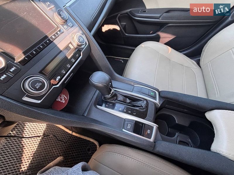 Седан Honda Civic 2016 в Киеве фото 19 Седан Honda Civic 2016 в Киеве