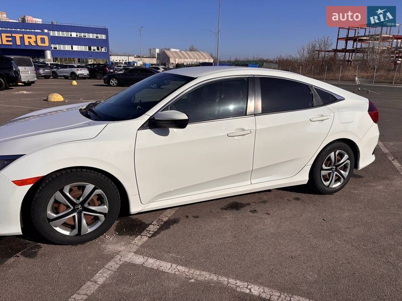 Седан Honda Civic 2016 в Киеве фото 4 Седан Honda Civic 2016 в Киеве