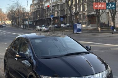 Хэтчбек Honda Civic 2008 в Киеве