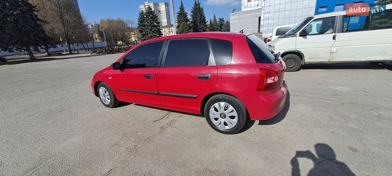 Хэтчбек Honda Civic 2003 в Днепре