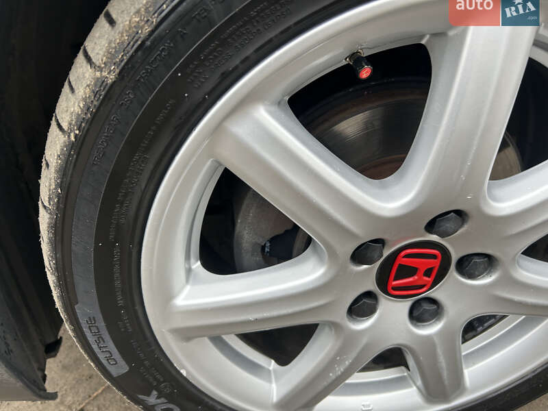 Хэтчбек Honda Civic 2008 в Умани