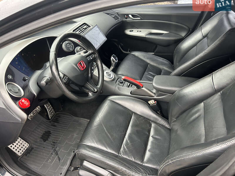Хэтчбек Honda Civic 2008 в Умани