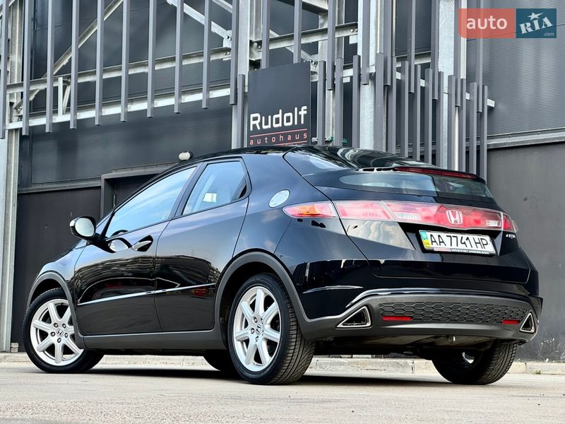 Хэтчбек Honda Civic 2008 в Киеве