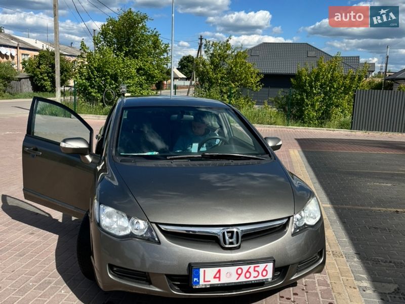 Седан Honda Civic 2007 в Рокитном