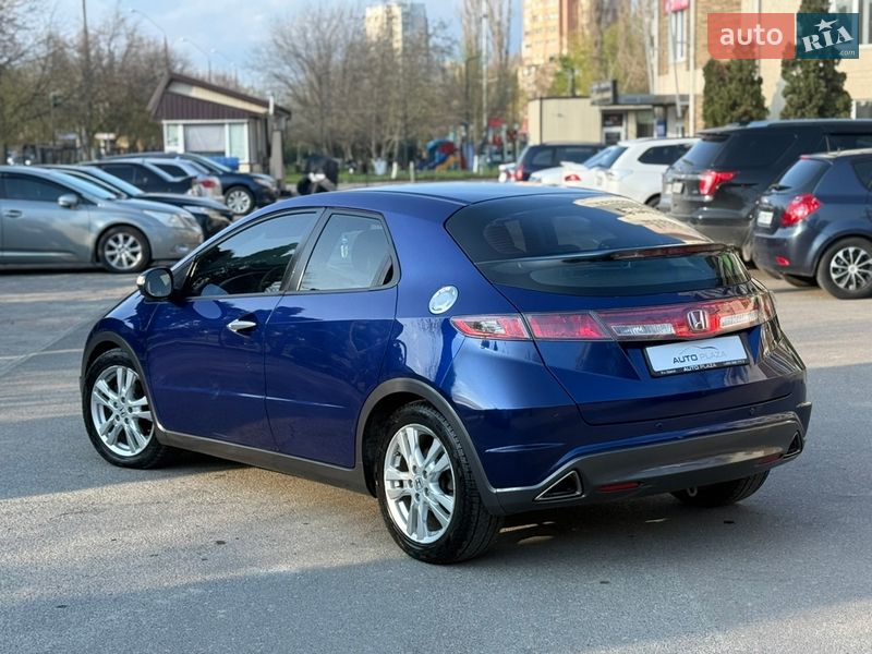 Хэтчбек Honda Civic 2009 в Одессе