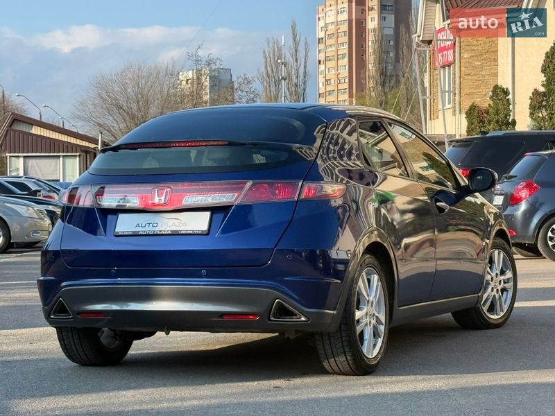 Хэтчбек Honda Civic 2009 в Одессе