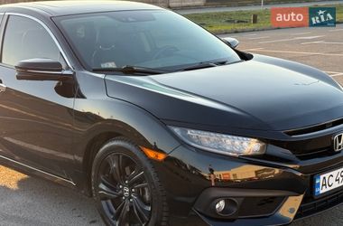 Седан Honda Civic 2016 в Киеве