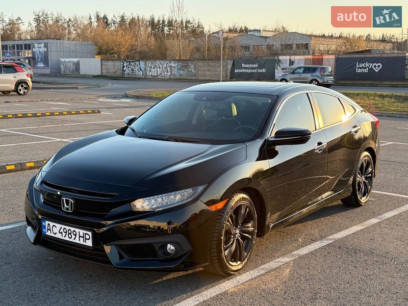 Седан Honda Civic 2016 в Киеве фото 5 Седан Honda Civic 2016 в Киеве