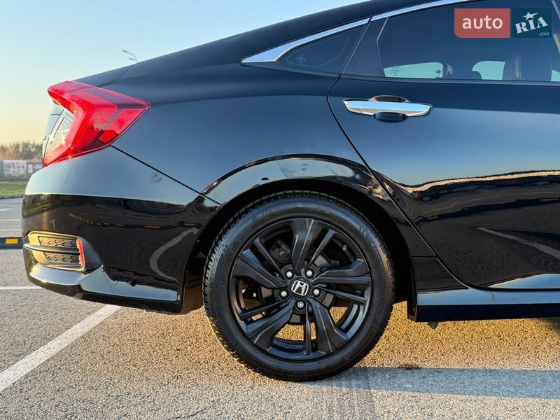 Седан Honda Civic 2016 в Киеве фото 11 Седан Honda Civic 2016 в Киеве