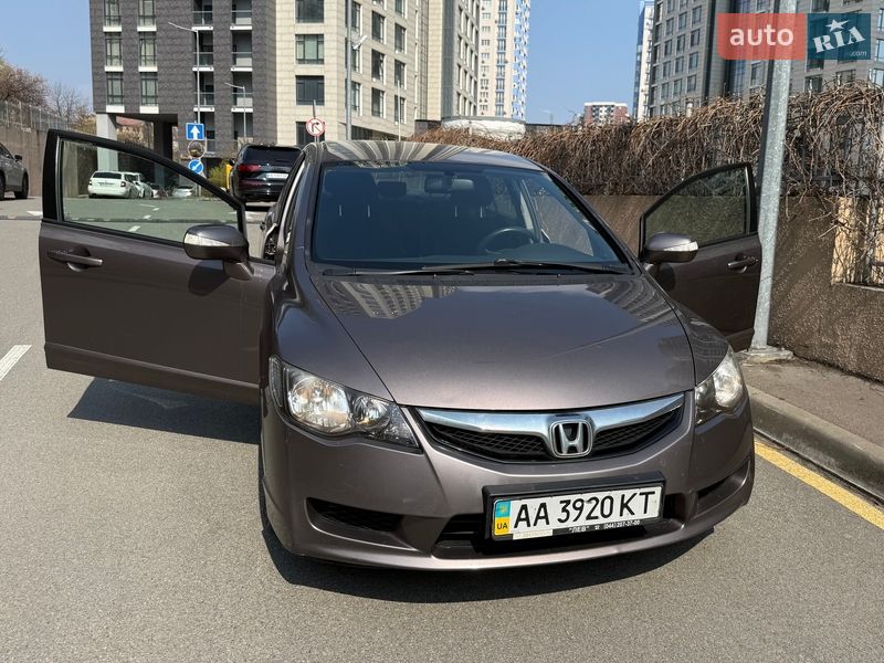 Седан Honda Civic 2011 в Києві