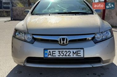 Седан Honda Civic 2005 в Дніпрі