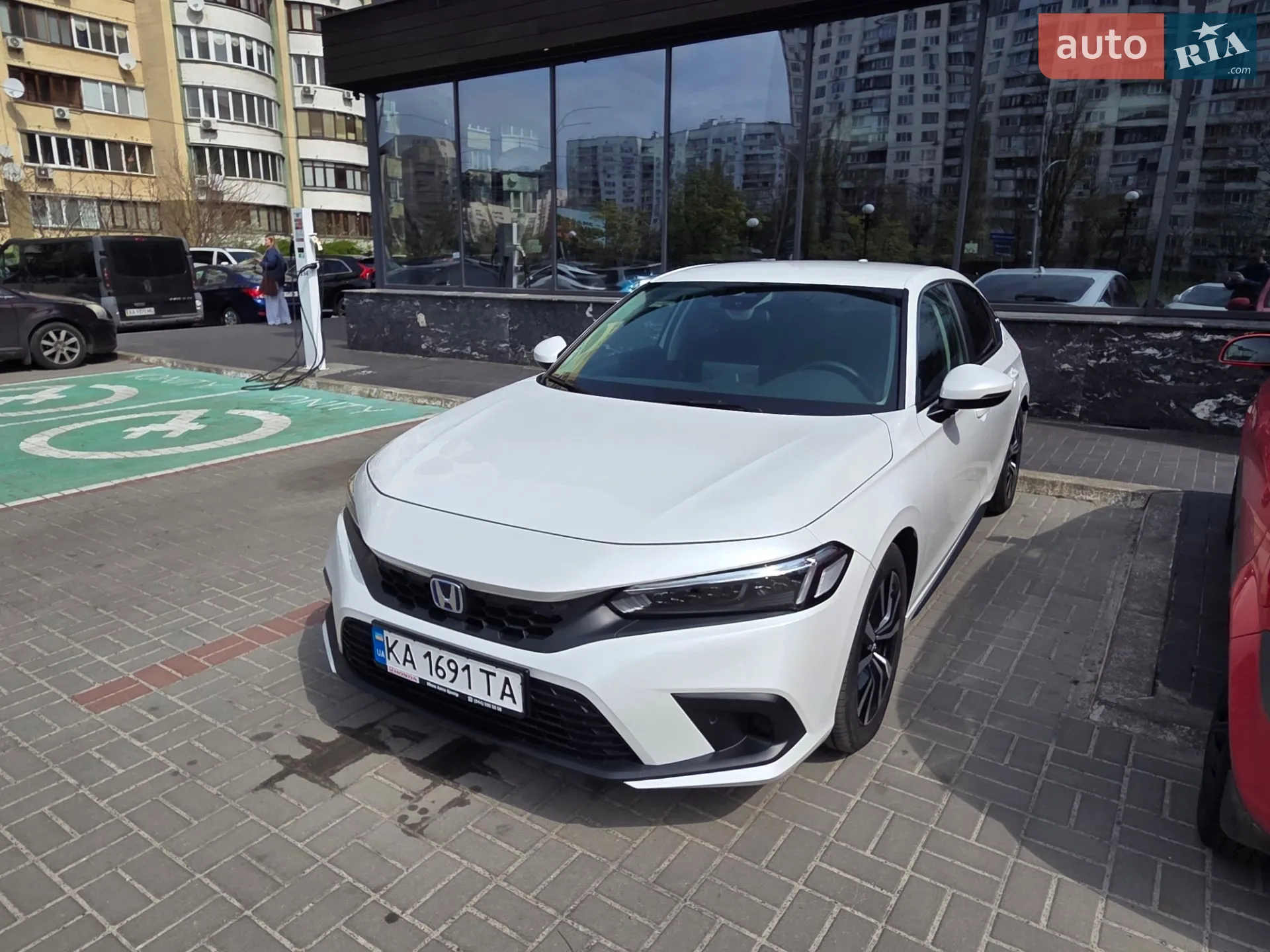 Honda Civic 2023 VIN JHMFL4830RX203210 фото оголошення 4 з 24