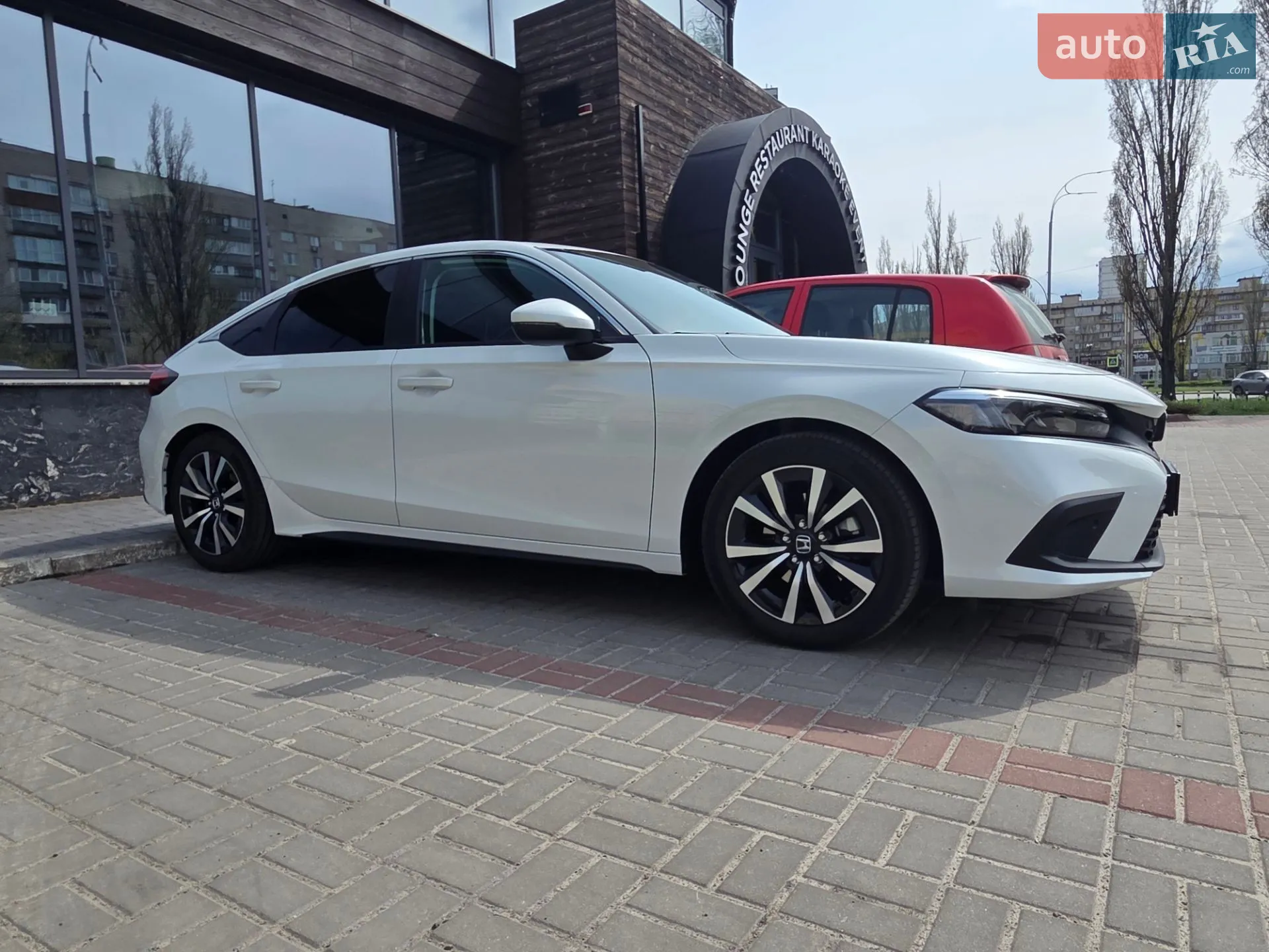 Honda Civic 2023 VIN JHMFL4830RX203210 фото оголошення 6 з 24