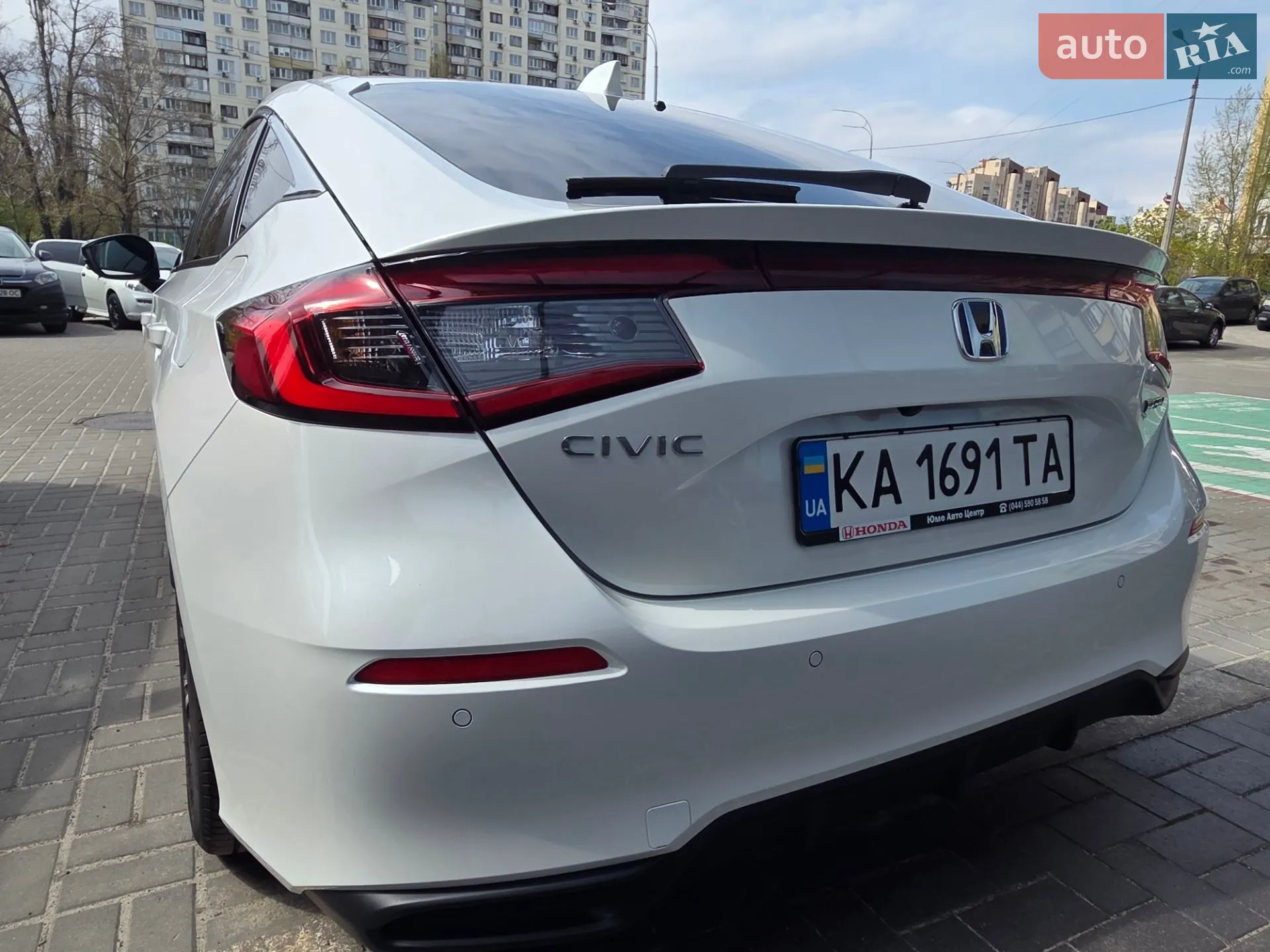 Honda Civic 2023 VIN JHMFL4830RX203210 фото оголошення 7 з 24