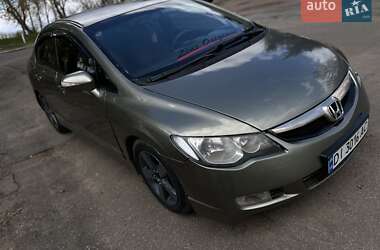 Седан Honda Civic 2007 в Новоукраинке