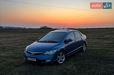 Седан Honda Civic 2007 в Чернигове